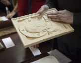Прихожане саратовского храма создали иконы для незрячих