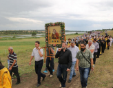 В Святогорье прошел крестный ход на родину святителя Иоанна (Шанхайского)