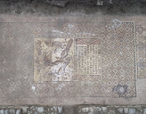 В Турции обнаружили мозаику VI века, сделанную рабом в благодарность Богу