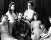 РПЦ может признать подлинность останков царской семьи на Соборе в мае 2022