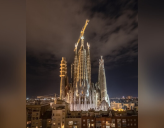 В Барселоне завершили строительство еще двух башен собора Святого Семейства