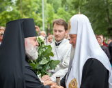 Святейший Патриарх Кирилл посетил Александро-Невскую Лавру