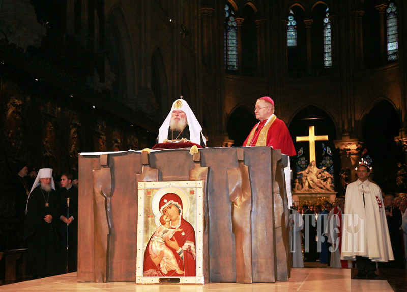 Экуменическое богослужение в Парижской Богоматери в 2007. Православный и католический храм