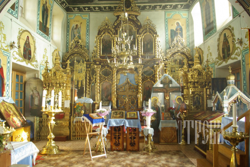 Внутри Параскево-Пятницкой церкви